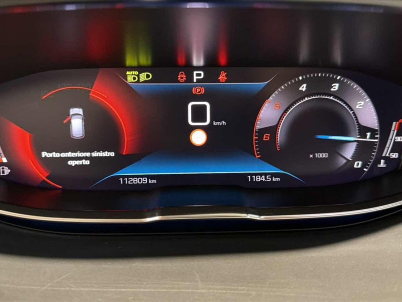 Peugeot 3008 usata a Foggia (16)