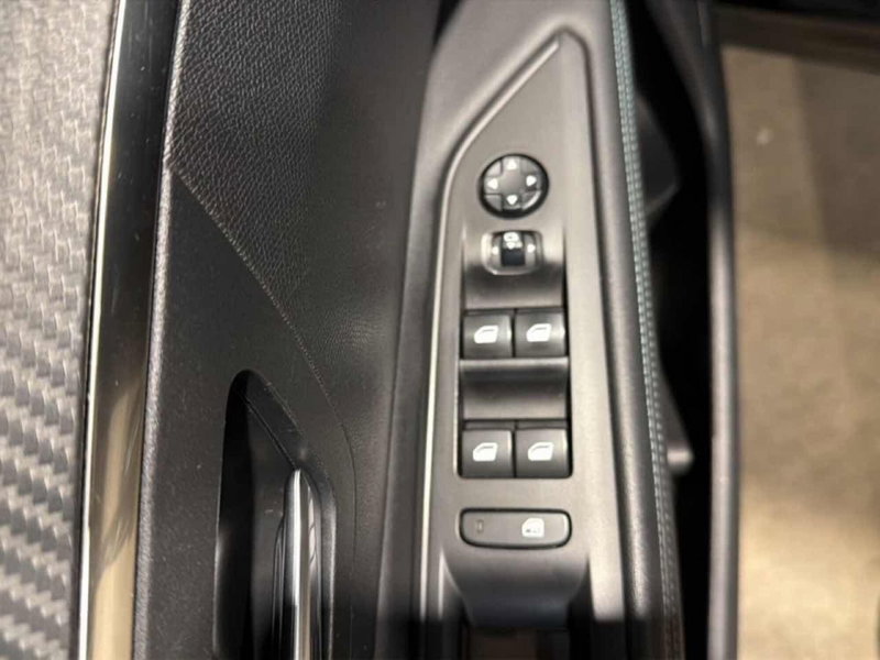 Peugeot 3008 usata a Foggia (9)