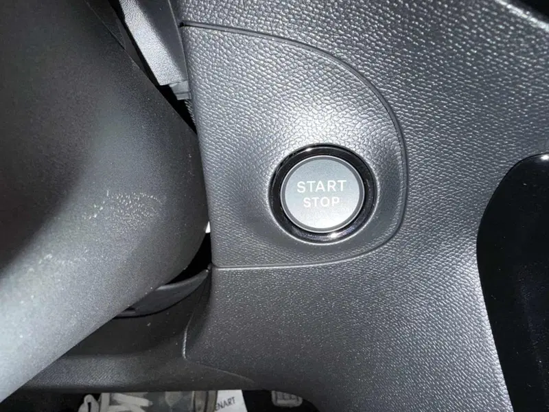 Opel Mokka nuova a Foggia (11)