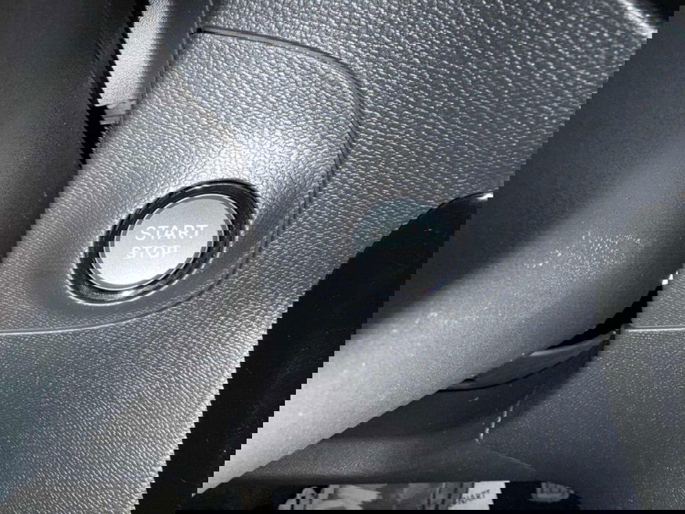 Opel Mokka nuova a Foggia (11)