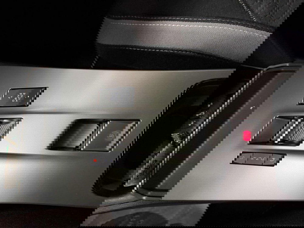 Opel Mokka nuova a Foggia (14)