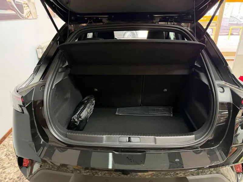 Opel Mokka nuova a Foggia (7)