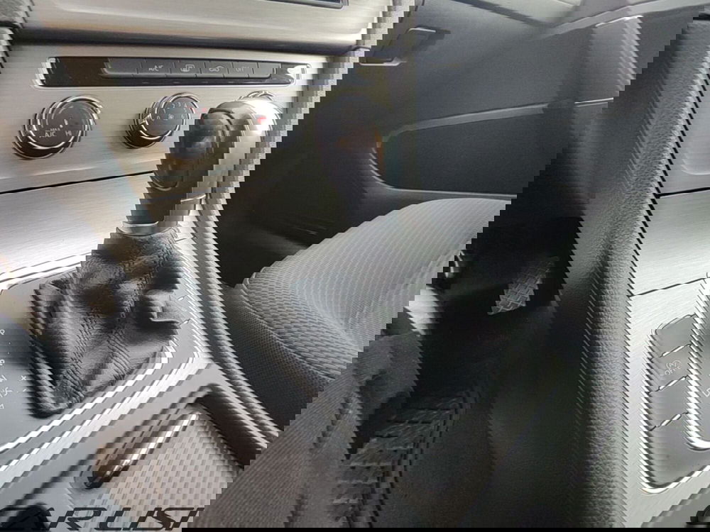 Volkswagen Golf usata a Foggia (9)