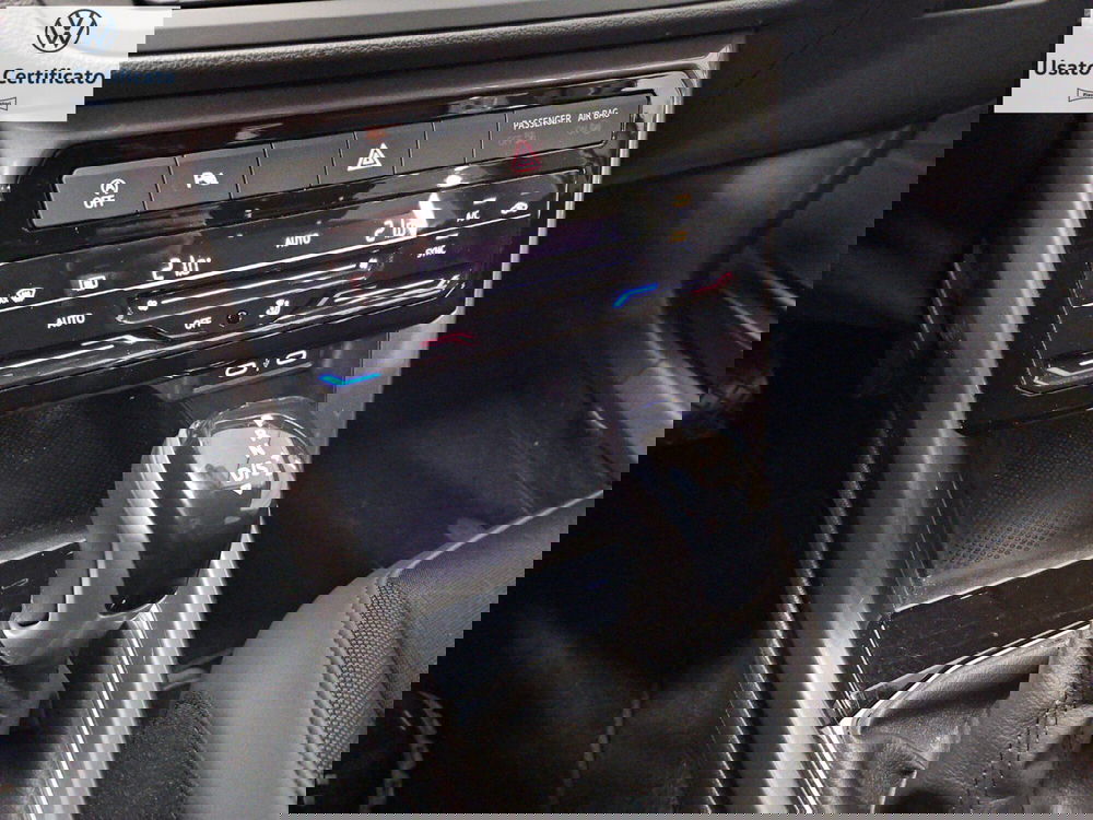 Volkswagen T-Cross usata a Genova (15)