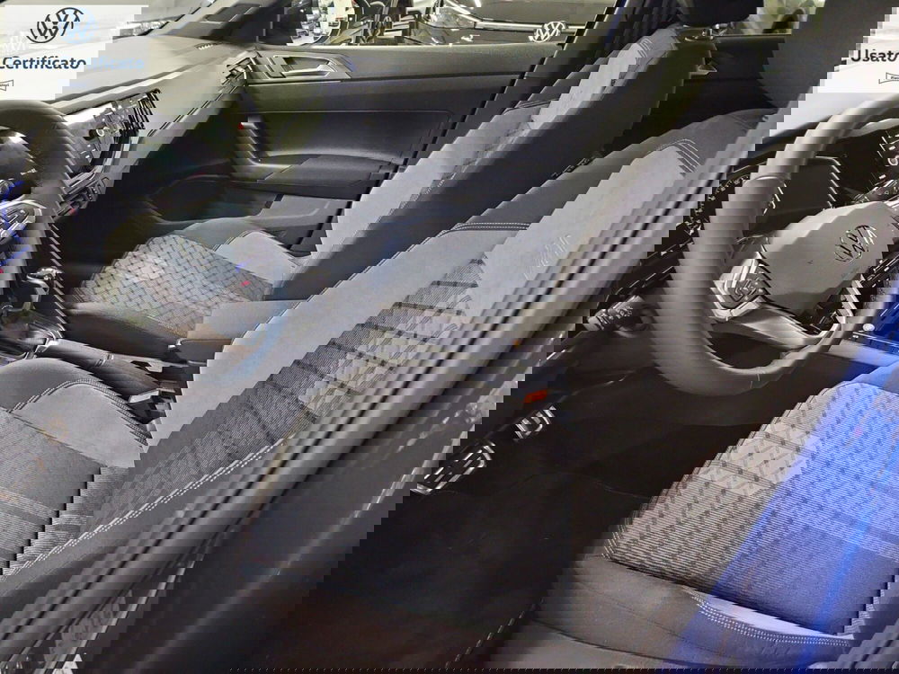 Volkswagen Taigo nuova a Genova (11)