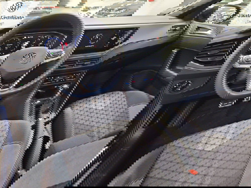 Volkswagen Taigo nuova a Genova (12)