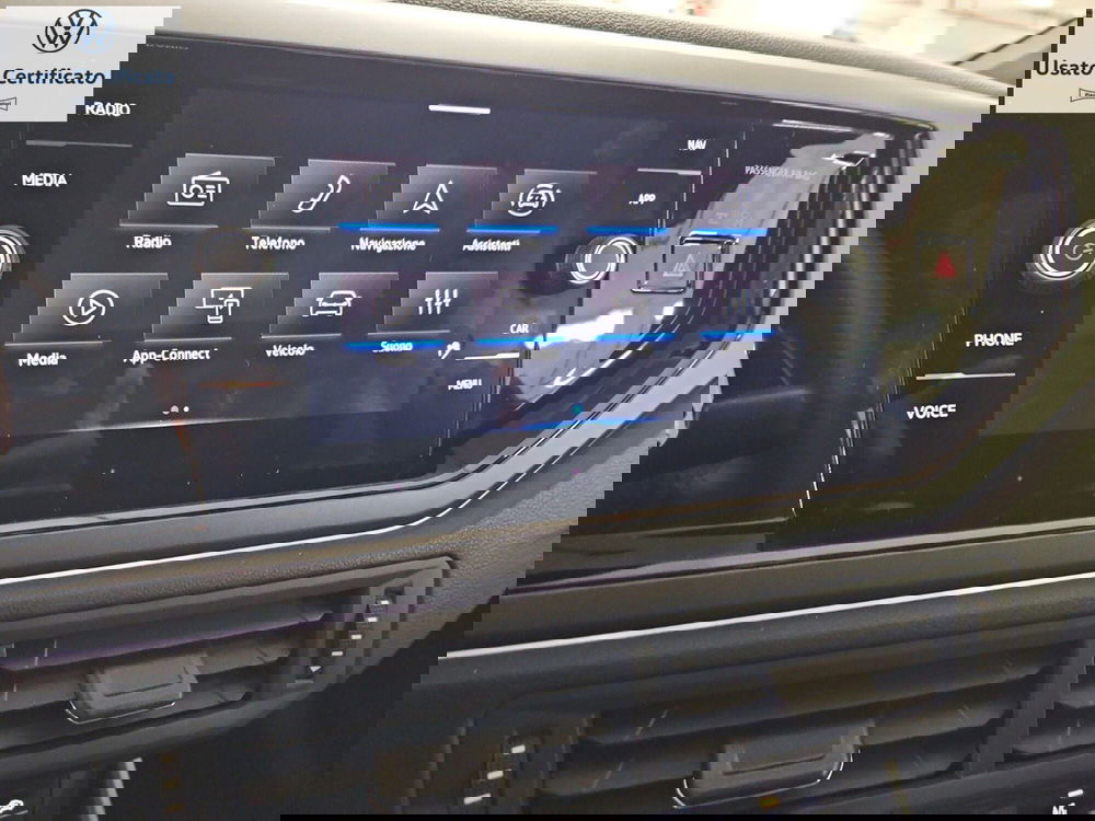 Volkswagen Taigo nuova a Genova (15)