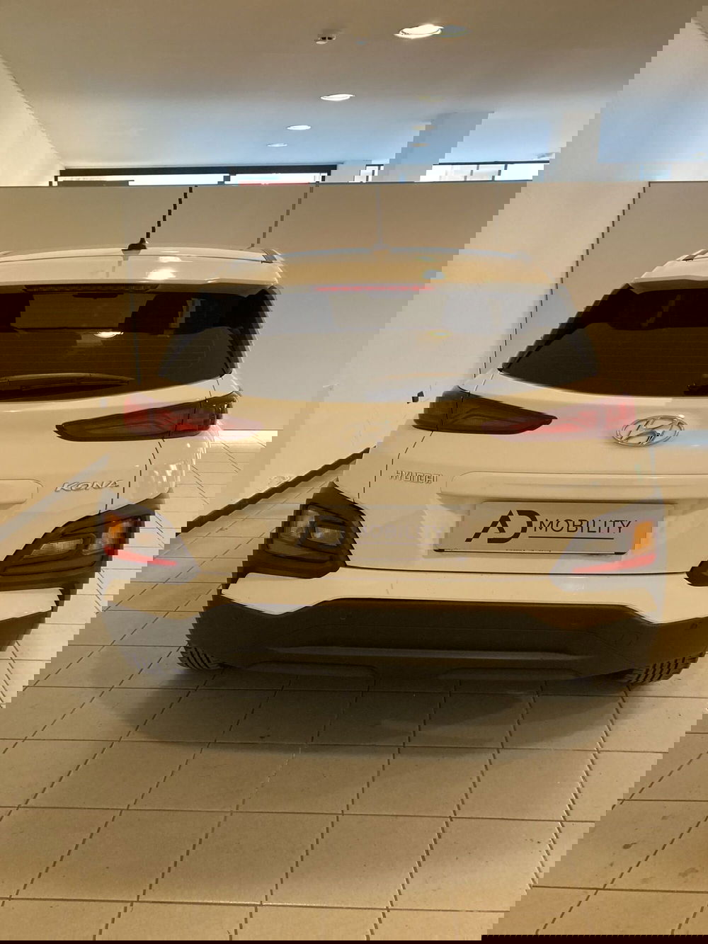 Hyundai Kona usata a Barletta-Andria-Trani (4)