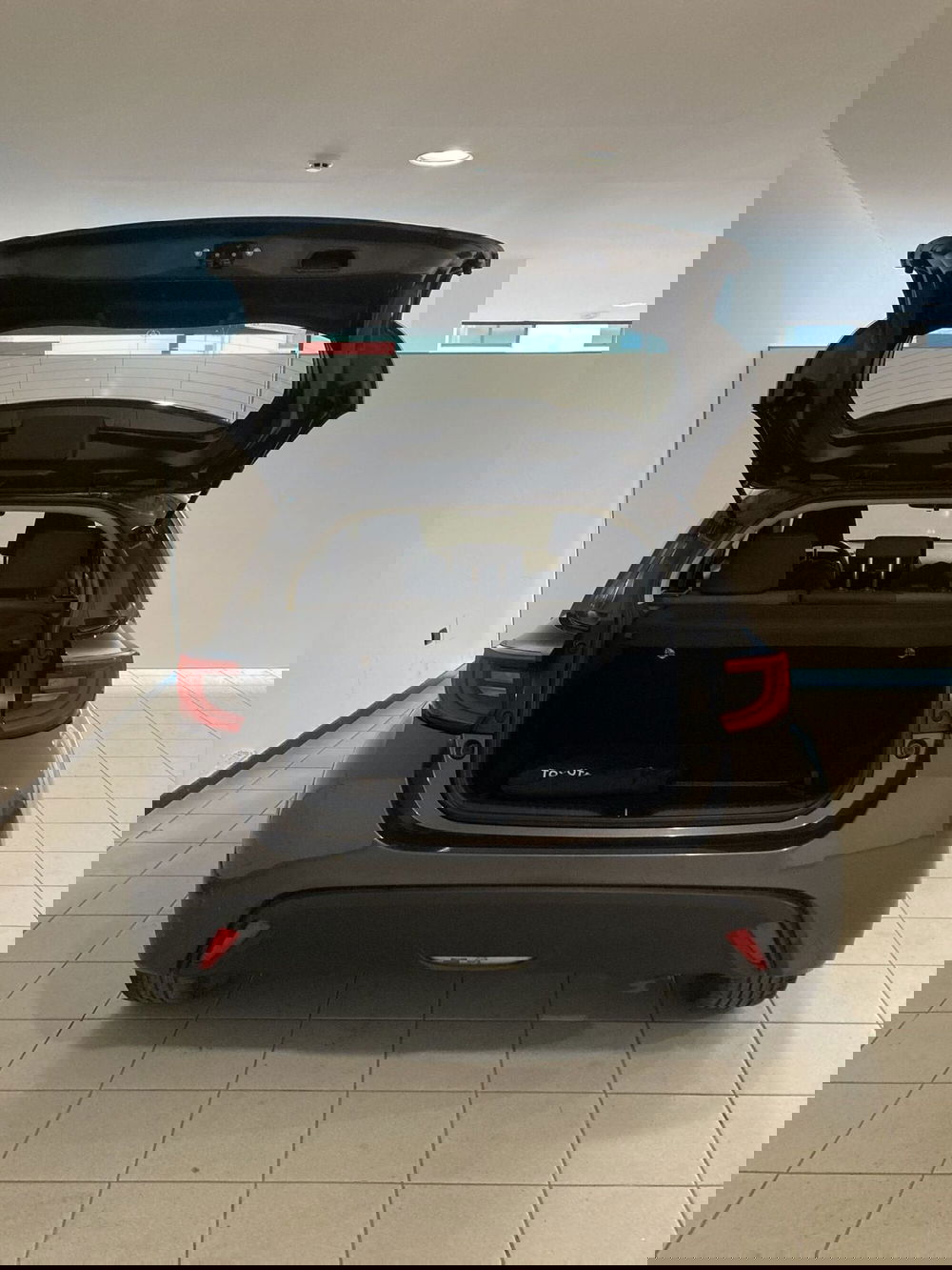 Toyota Yaris usata a Barletta-Andria-Trani (4)