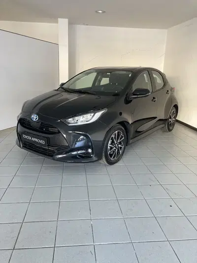 Toyota Yaris 1.5 Hybrid 5 porte Trend del 2021 usata a Barletta