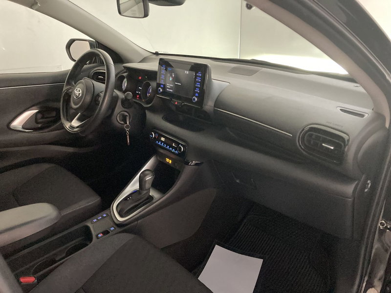 Toyota Yaris usata a Barletta-Andria-Trani (14)