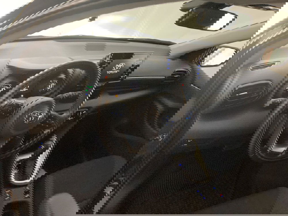 Toyota Yaris usata a Barletta-Andria-Trani (8)