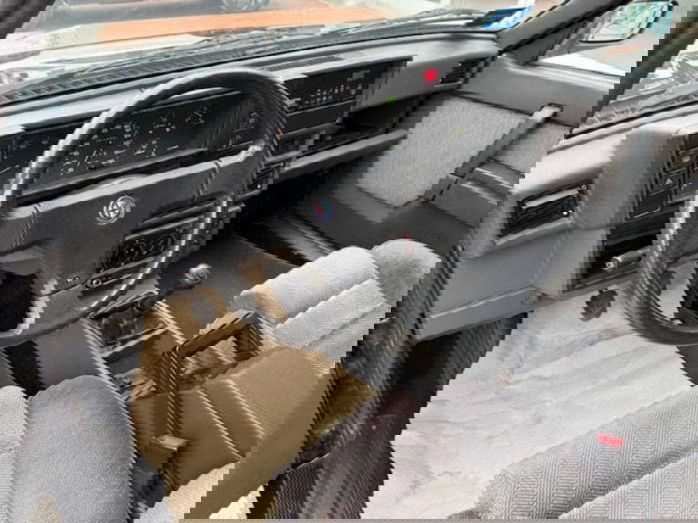 Alfa Romeo 75 usata a Arezzo (12)