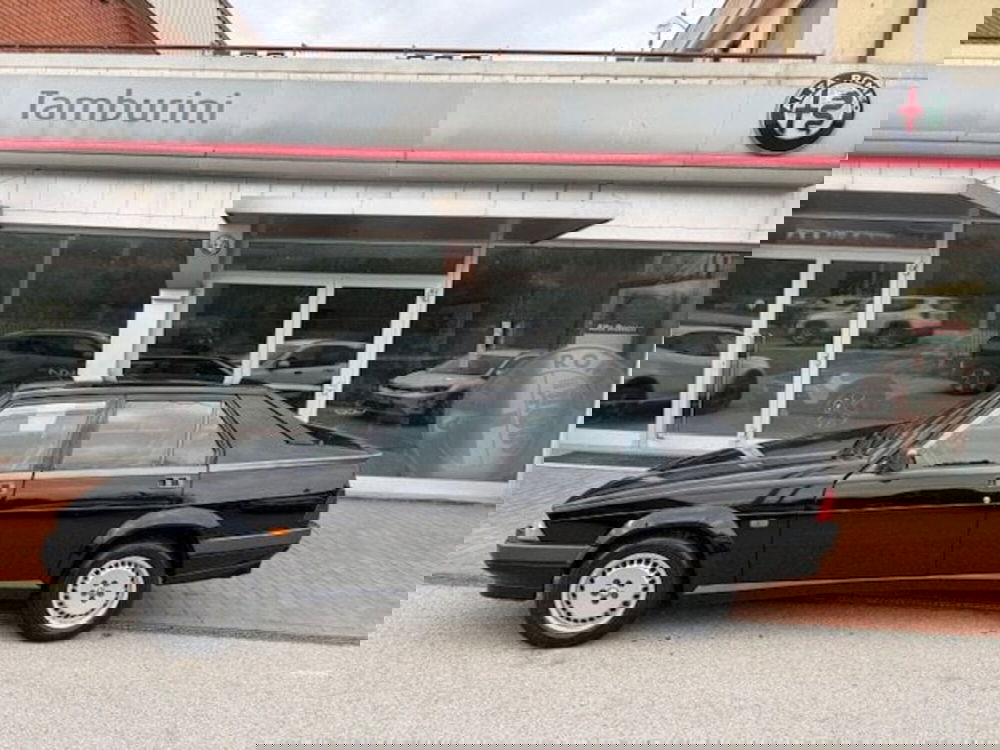 Alfa Romeo 75 usata a Arezzo (9)