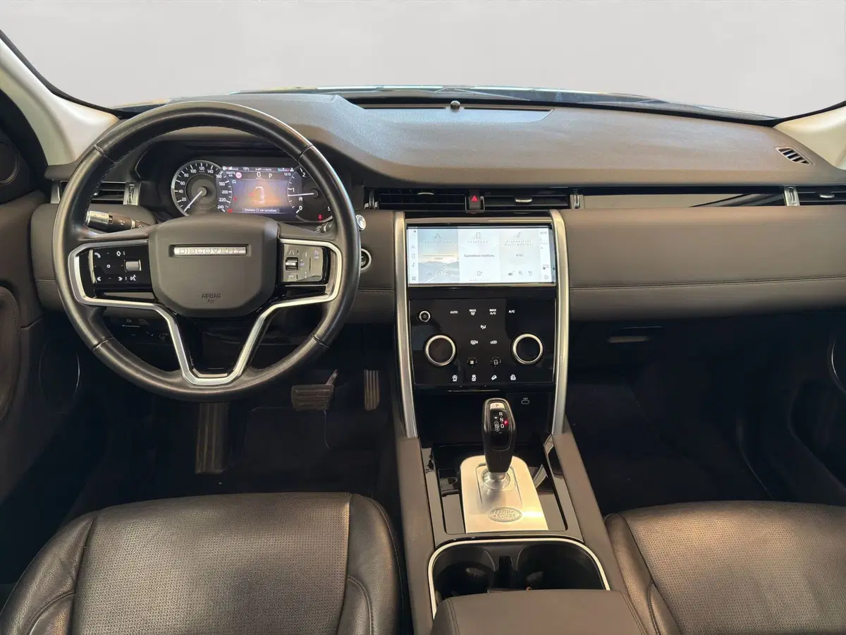 Land Rover Discovery Sport usata a Latina (4)