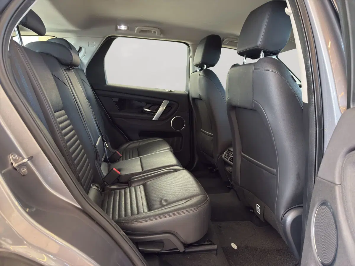 Land Rover Discovery Sport usata a Latina (5)
