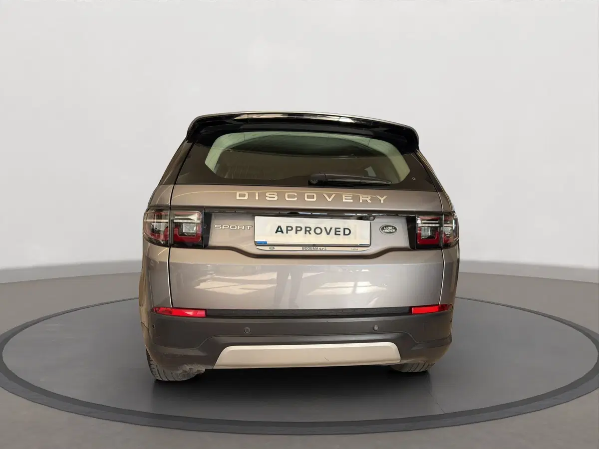 Land Rover Discovery Sport usata a Latina (7)