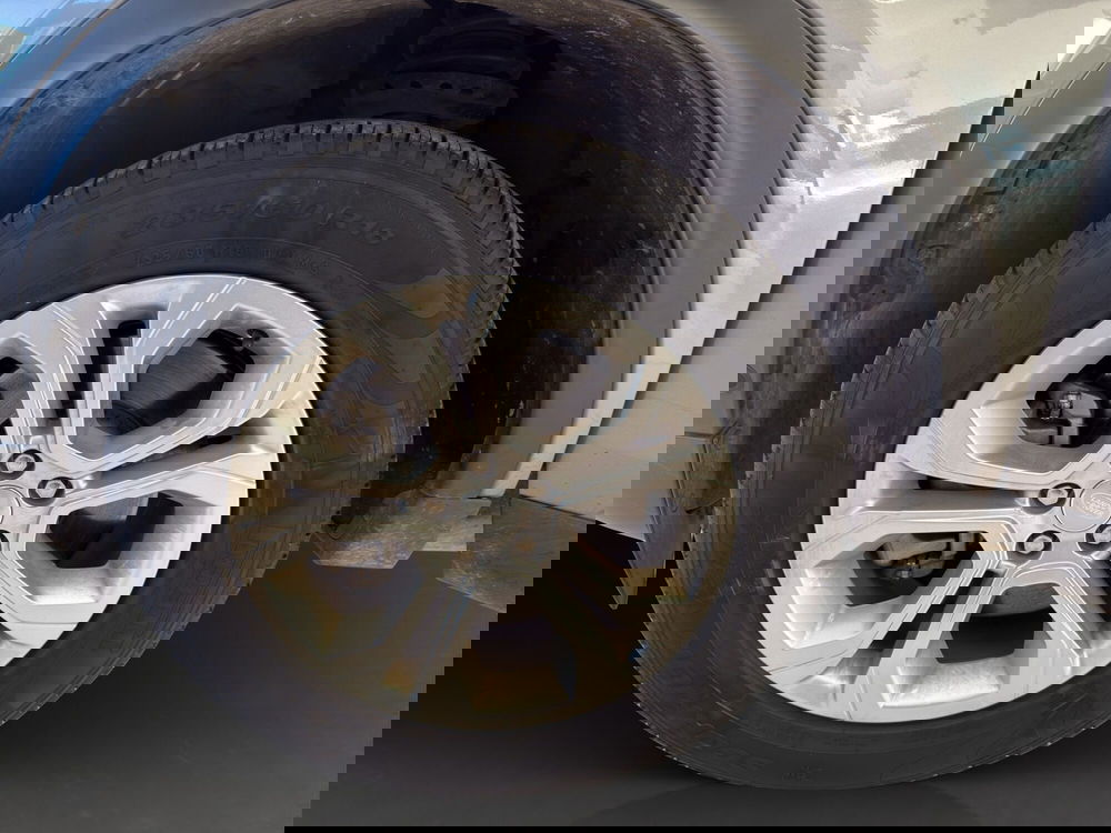 Land Rover Discovery Sport usata a Latina (9)