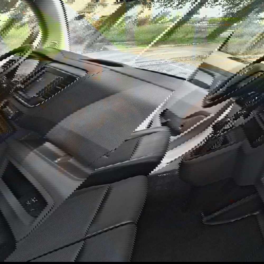Opel Vivaro Furgone usata a Padova (11)
