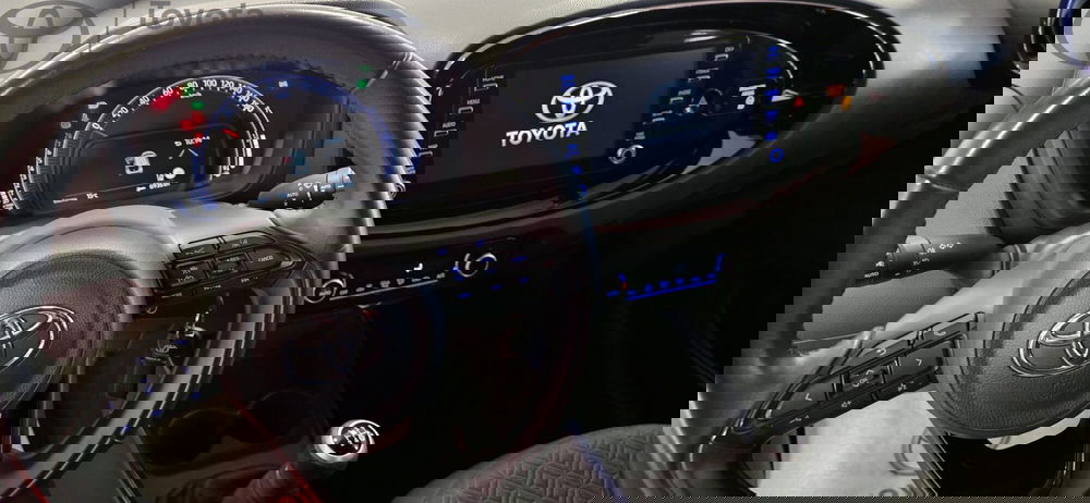 Toyota Aygo X usata a Messina (10)