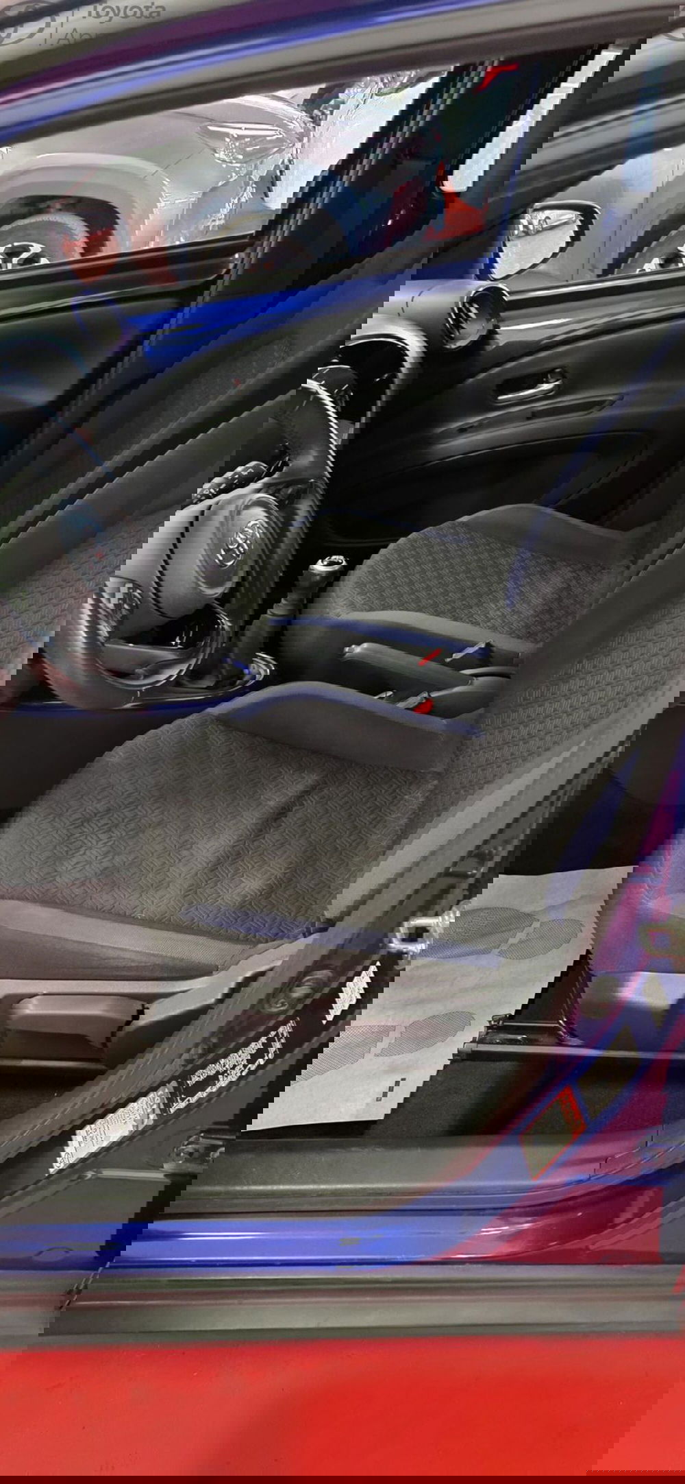 Toyota Aygo X usata a Messina (7)