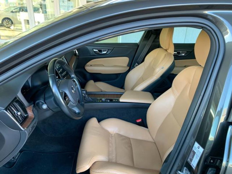 Volvo V60 Cross Country usata a Trieste (19)