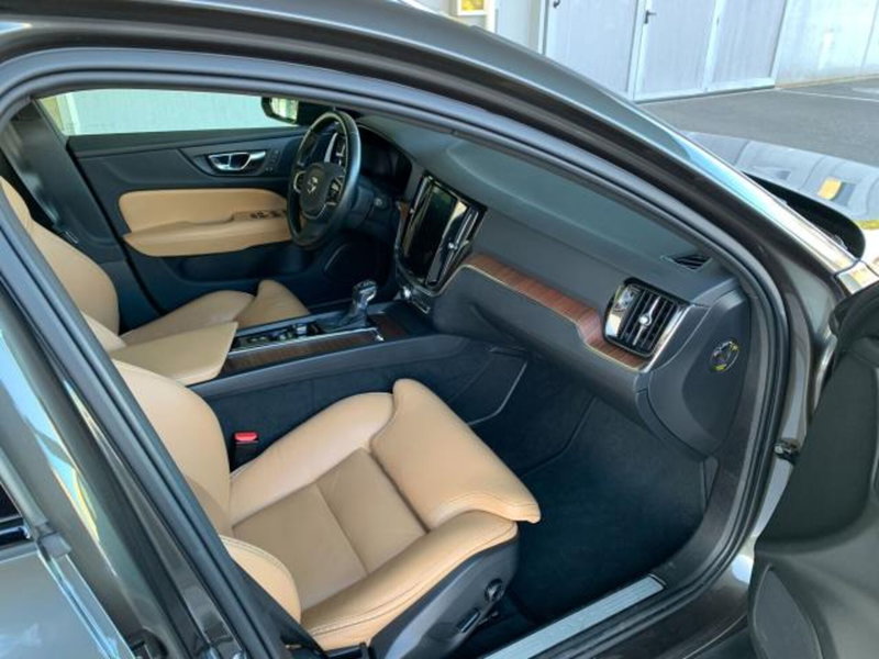 Volvo V60 Cross Country usata a Trieste (16)