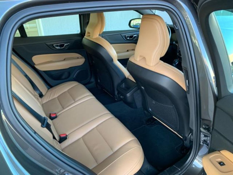 Volvo V60 Cross Country usata a Trieste (12)