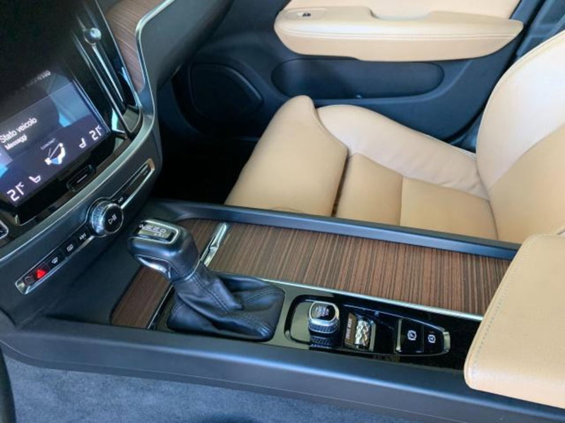 Volvo V60 Cross Country usata a Trieste (11)