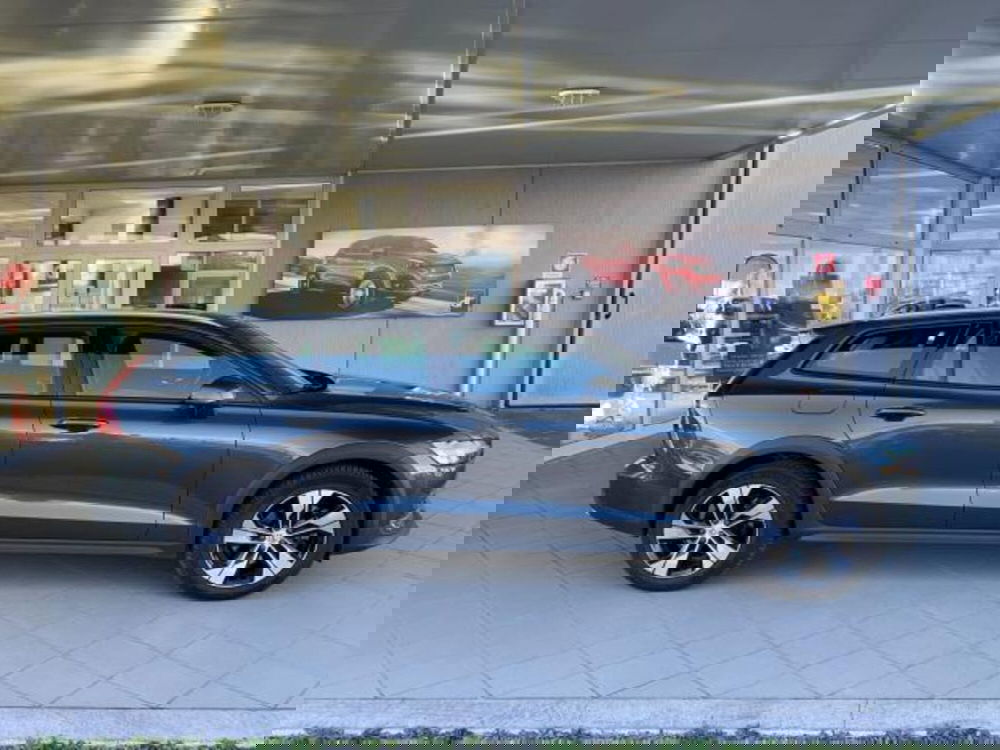 Volvo V60 Cross Country usata a Trieste (6)