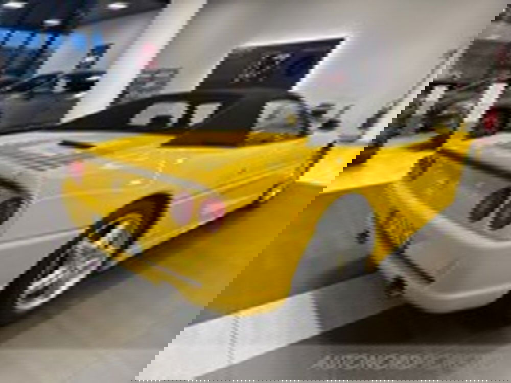 Ferrari F355 Spider usata a Udine (5)