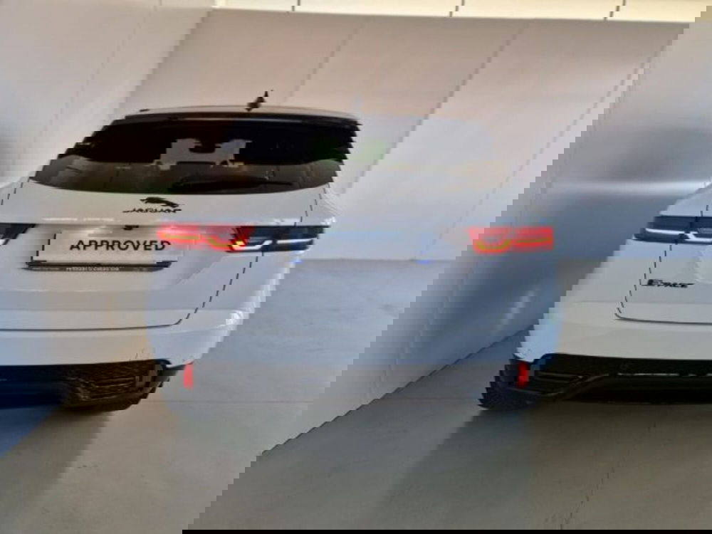 Jaguar E-Pace usata a Modena (7)