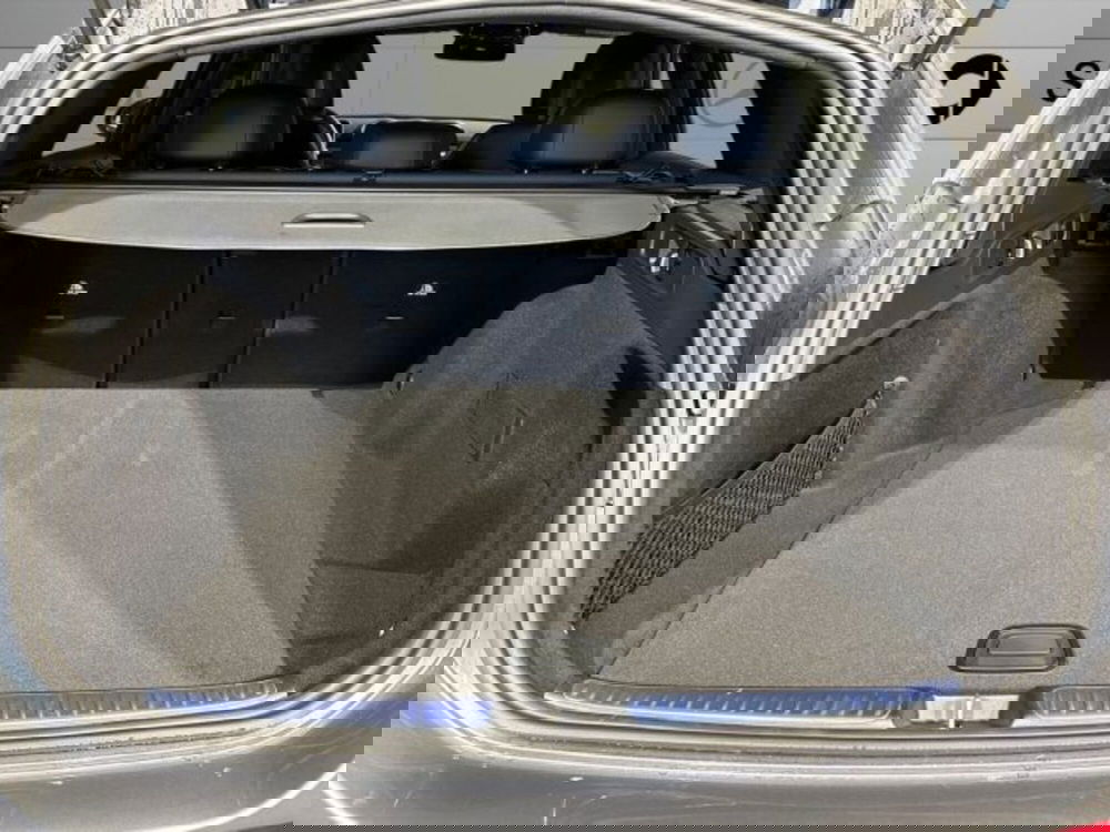 Mercedes-Benz Classe C Station Wagon nuova a Bologna (7)