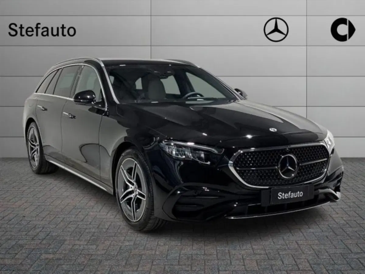 Mercedes-Benz Classe E Station Wagon nuova a Bologna