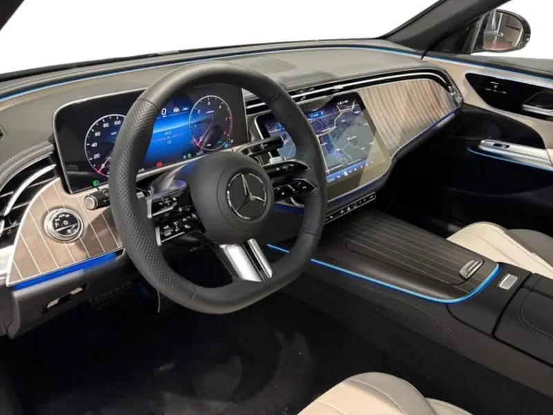 Mercedes-Benz Classe E Station Wagon nuova a Bologna (11)
