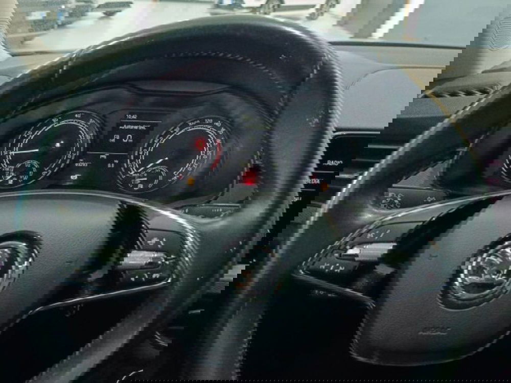 Skoda Kamiq usata a Catania (17)