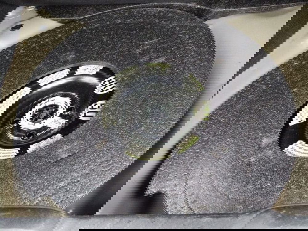 Peugeot 208 usata a Catania (13)