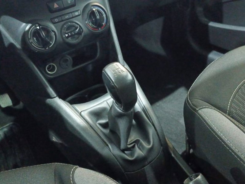 Peugeot 208 usata a Catania (8)