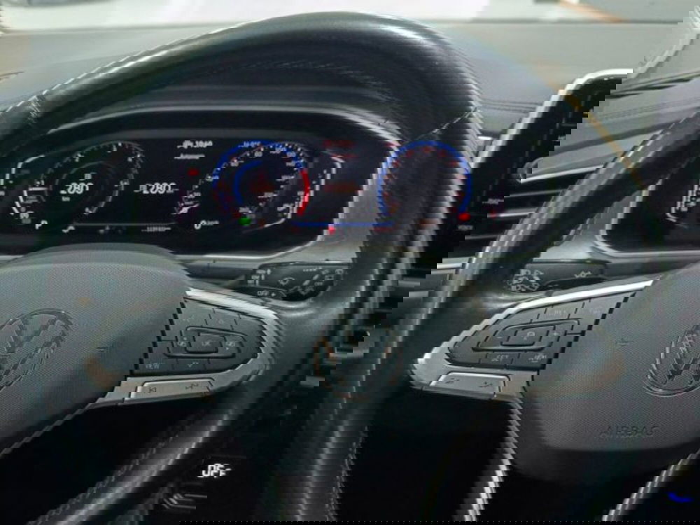 Volkswagen T-Roc usata a Catania (18)