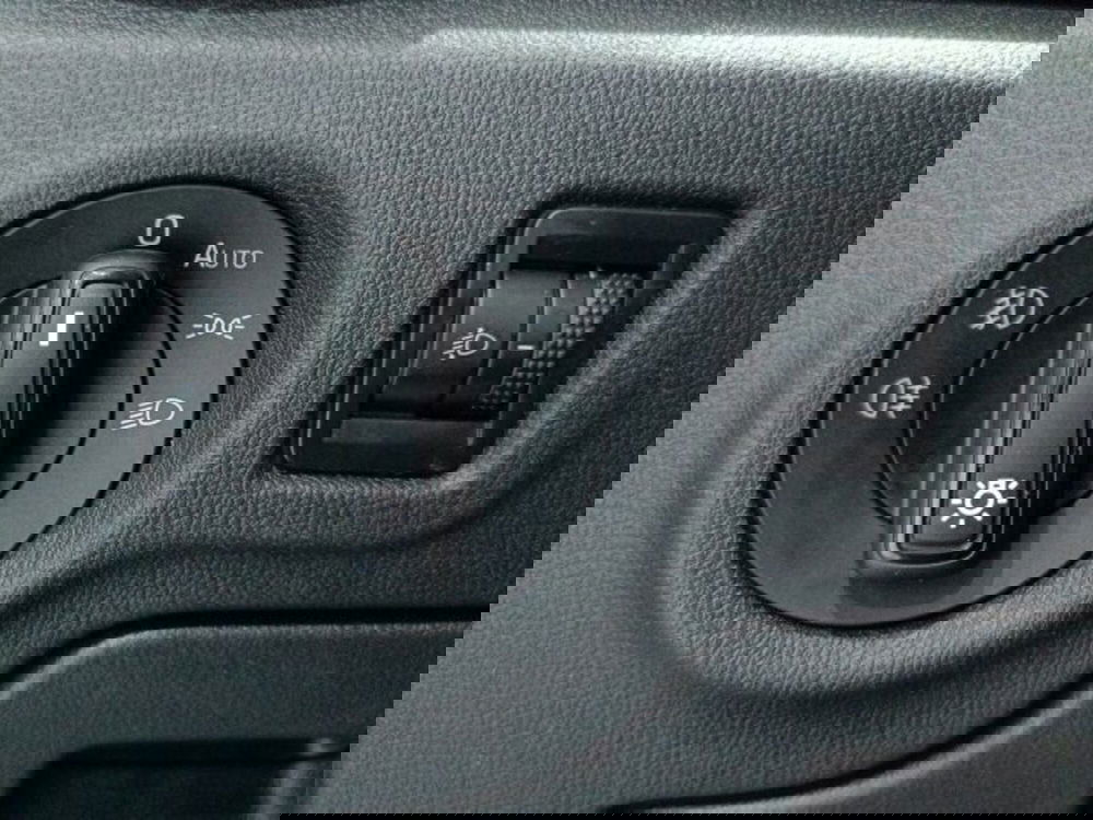 Skoda Fabia usata a Catania (18)