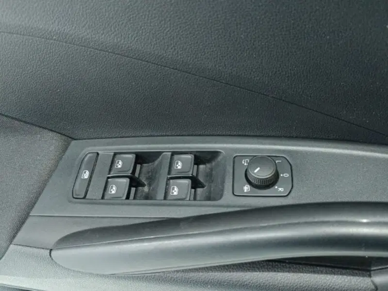 Skoda Fabia usata a Catania (20)