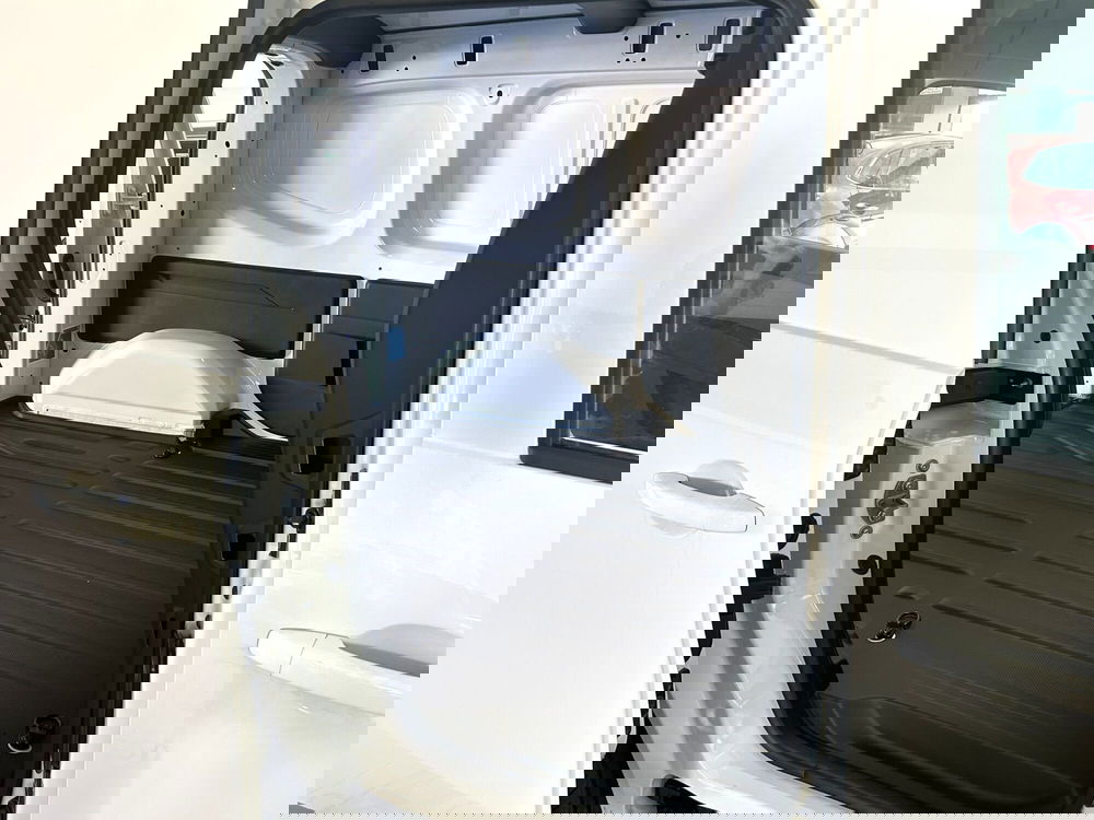 Nissan Townstar nuova a Ferrara (12)