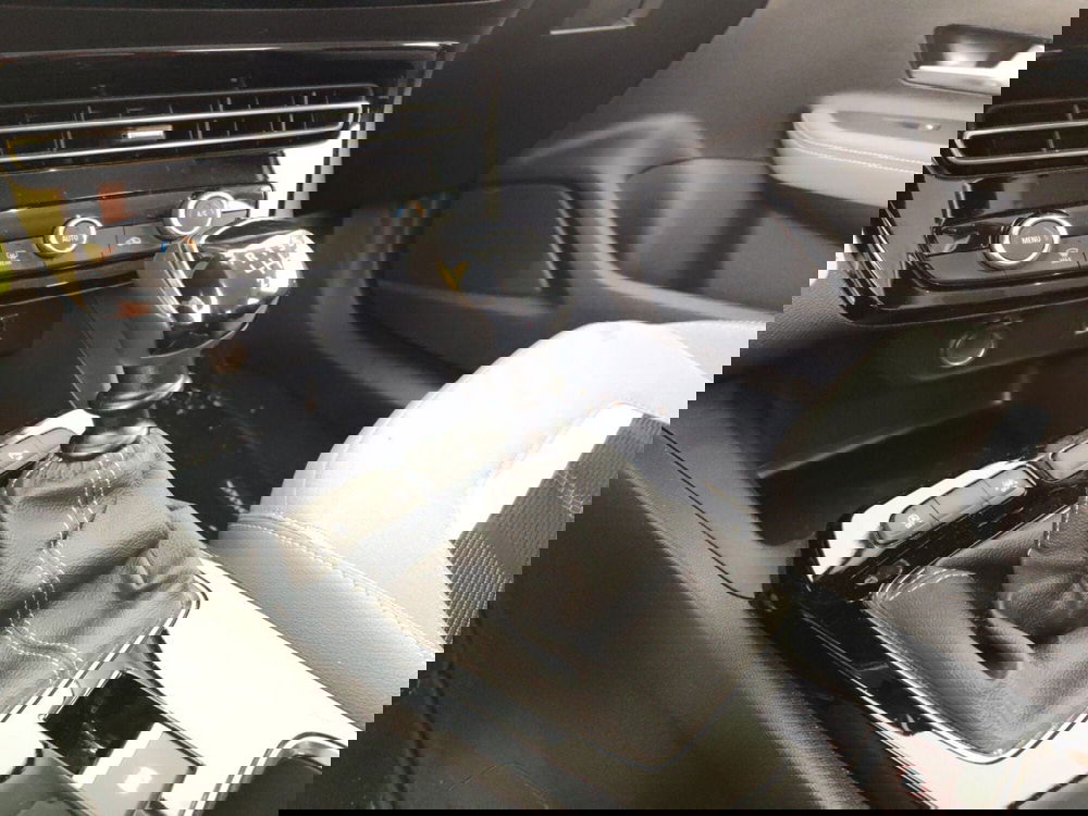 Opel Mokka usata a Massa-Carrara (11)