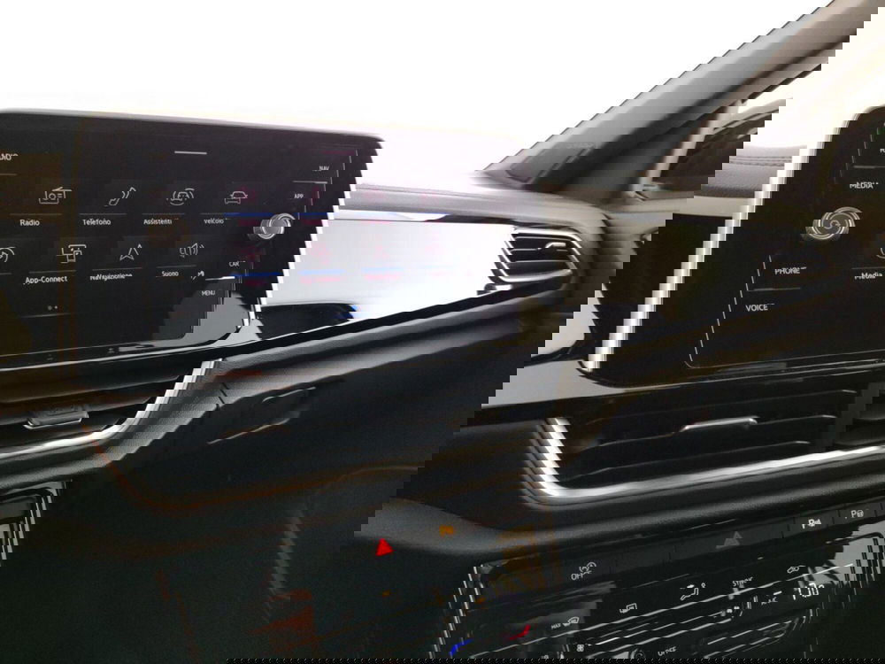 Volkswagen T-Roc usata a Massa-Carrara (12)