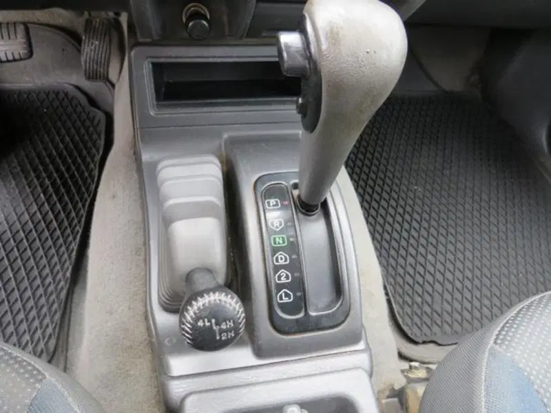 Mitsubishi L200 usata a Lodi (14)