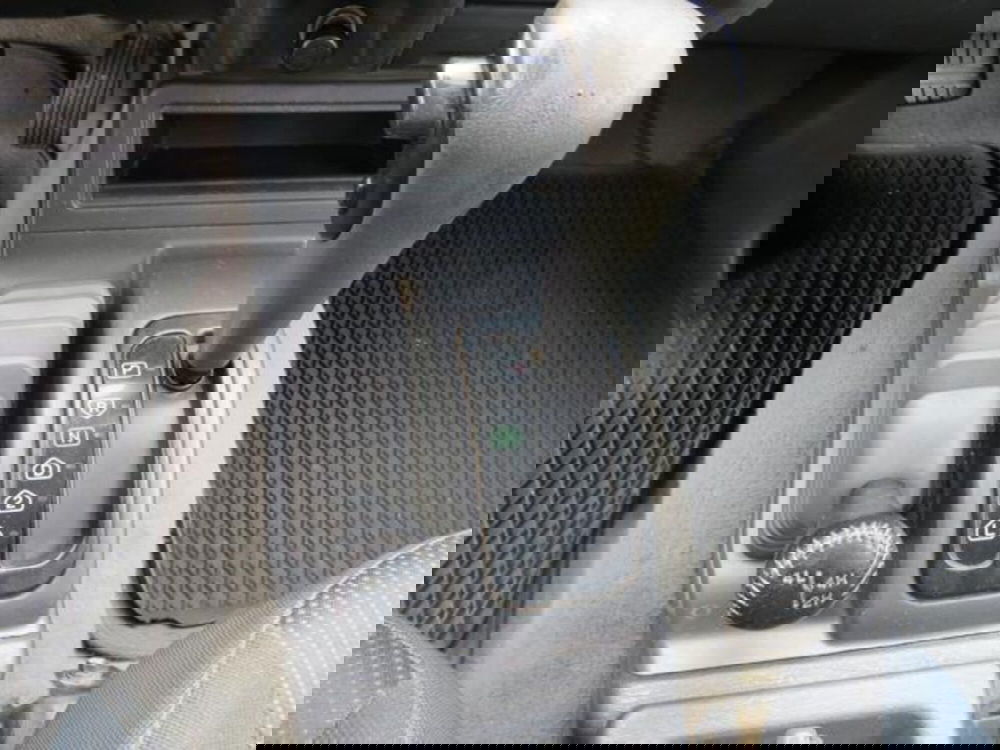 Mitsubishi L200 usata a Lodi (14)