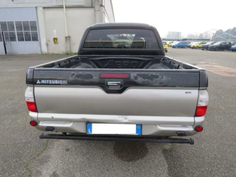 Mitsubishi L200 usata a Lodi (8)