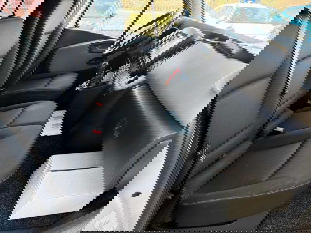 Renault Trafic Furgone usata a Bologna (11)