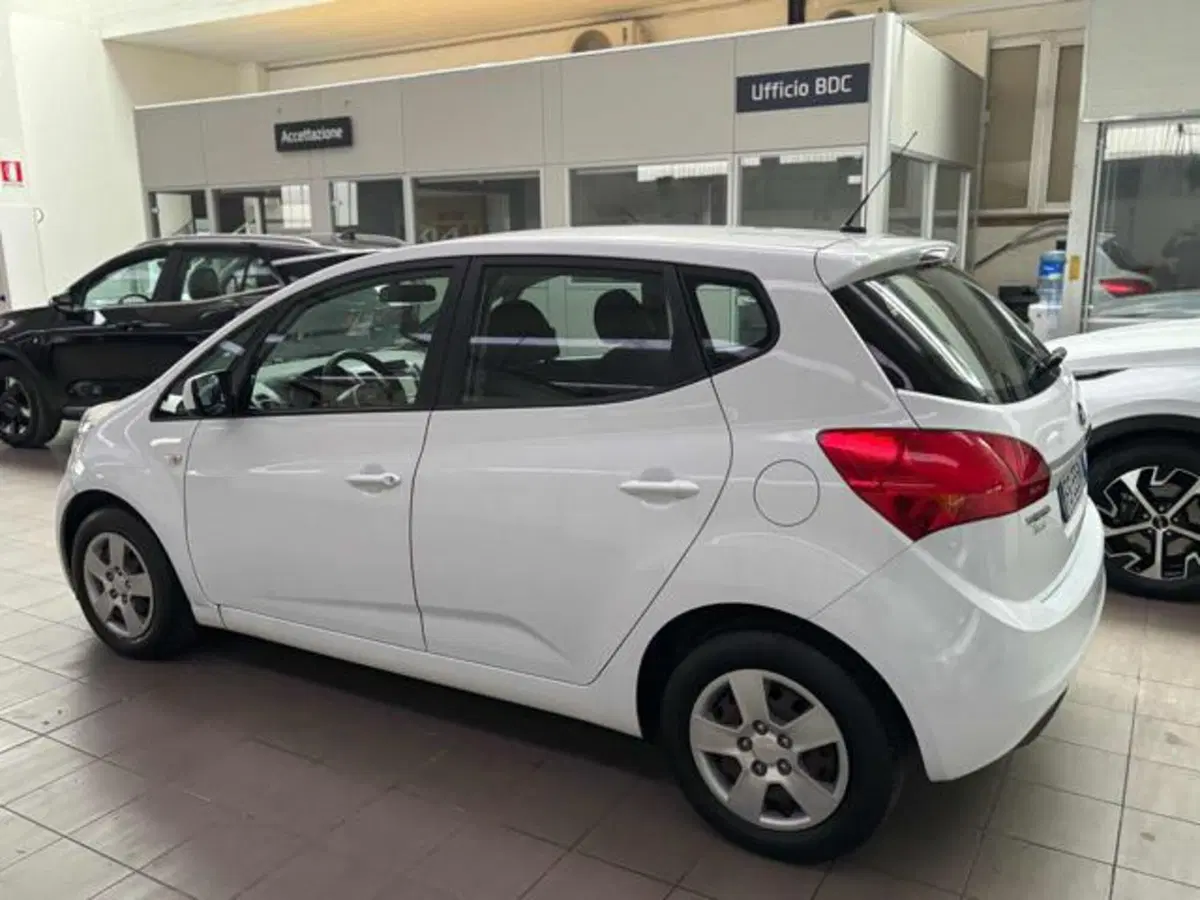 Kia Venga usata a Pesaro-Urbino (4)