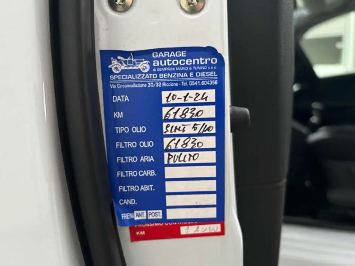 Kia Venga usata a Pesaro-Urbino (8)